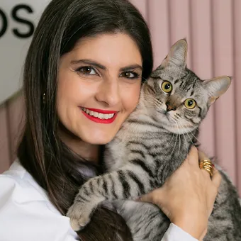 Dra. Gabriela Marques — CRMV-SC 12983